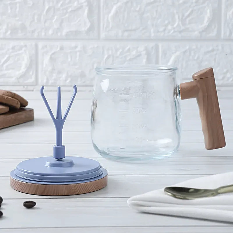 Classic Elegance Self-Stirring Mug – Automatic Mixing Cup